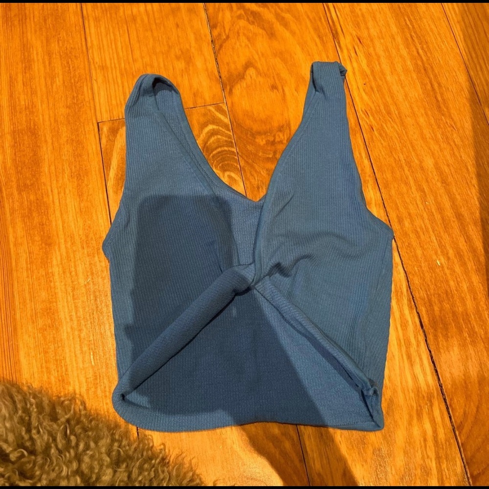 Urban out front under reversible tank
